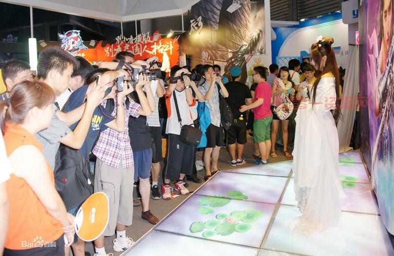 伊芙蕾雅4p门事件始末，宅男女神形象崩塌？